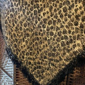 Leopard eyelash shawl